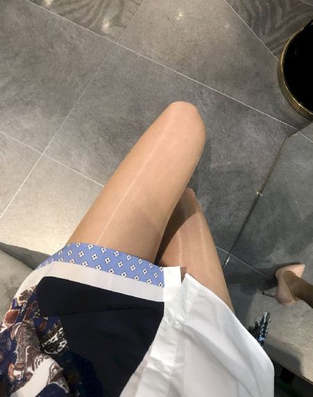 春潮欲妇