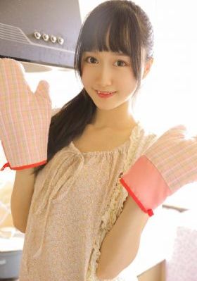 片名叫《官狱女囚》